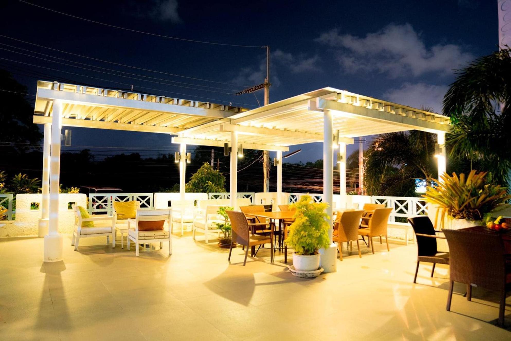 Hotel Baan Pattaya By Sabai Exterior foto